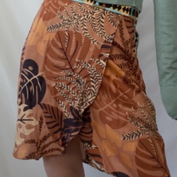 Farm Rio Anthropologie Isobel XS Brown Black Wrap-Look Embroidered Tropical Mini - Picture 3 of 7